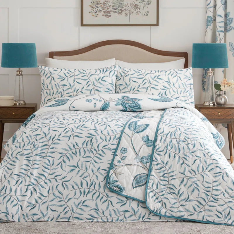 Polyester Floral Duvet Cover Set with Pillowcases Included